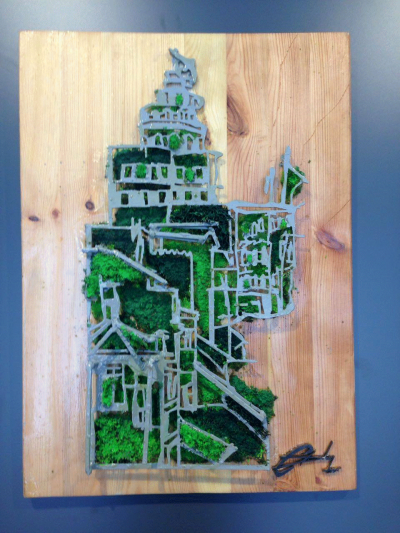 Doğa'nın İşgali, 35x50x10 cm, Metal, Suni Çim 